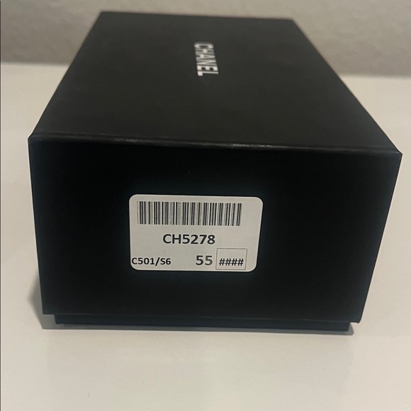 CHANEL Black CH5278 Sunglasses
